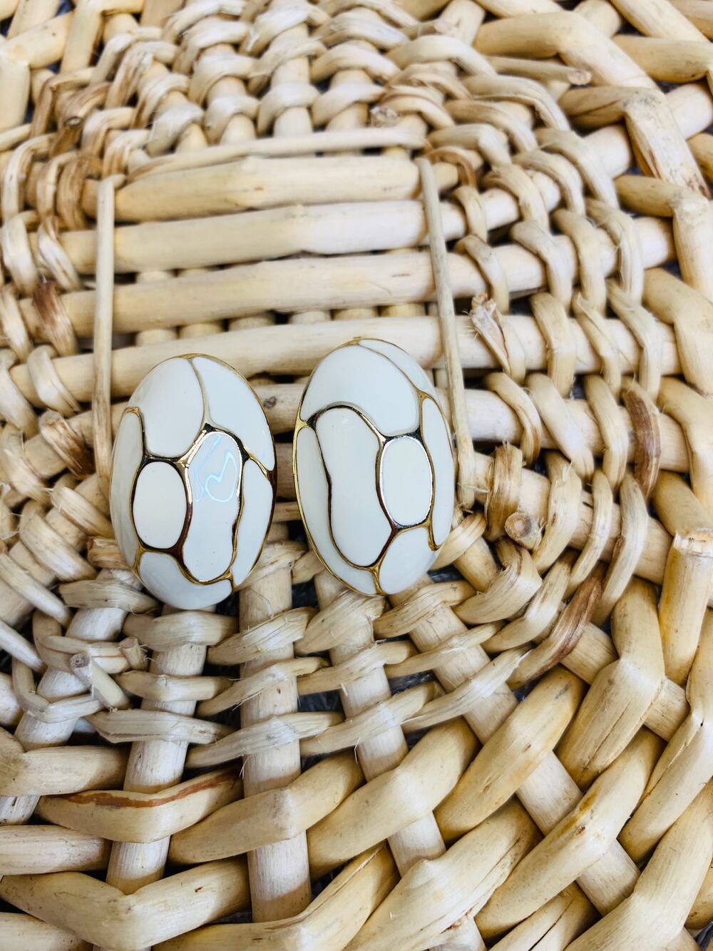 Vintage 3/4 x 1" Domed Oval Cream Gold Enamel Post Earrings